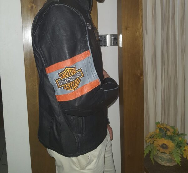Men's Sleek Black Leather Jacket with Modern Fit - Image 4